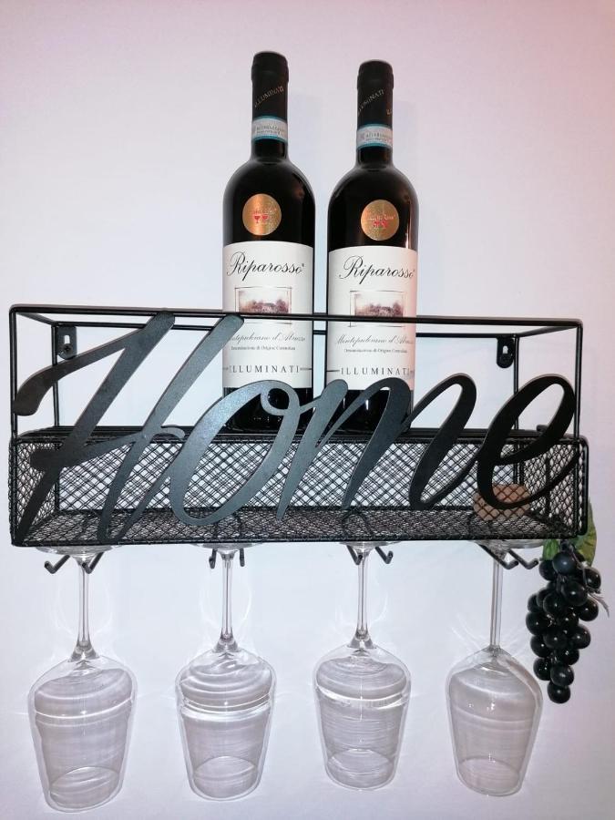 סולמונה In Vino Veritas מראה חיצוני תמונה